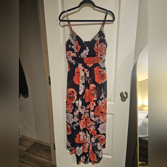 Midnight Doll Dresses & Skirts - Midnight Doll Elegant Floral Maxi Dress in Red and Navy Women's Size 9